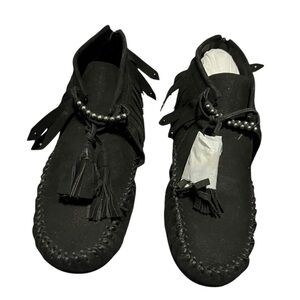 Bernardo Tassel Black Suede Mocassin Ankle Booties Women's Size 8
